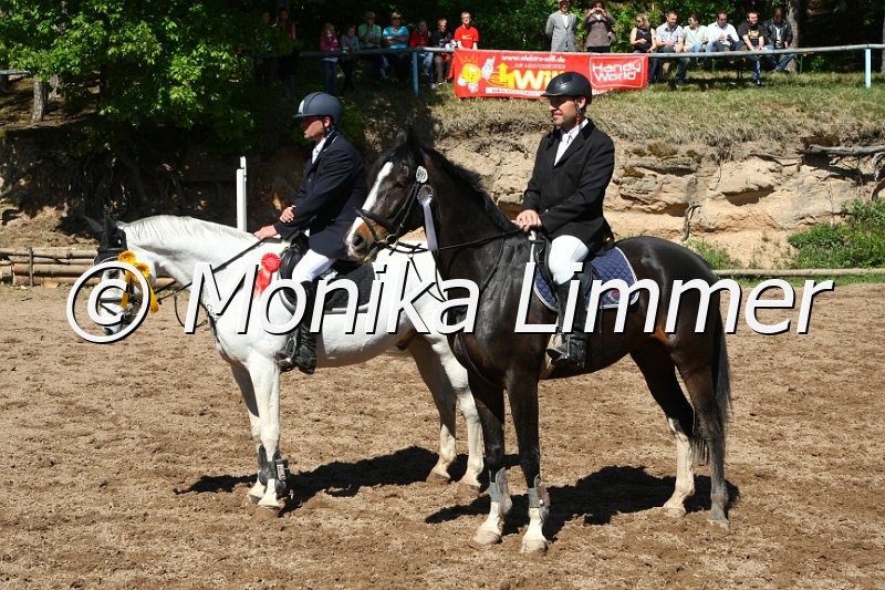 104M8515_Spring L.JPG